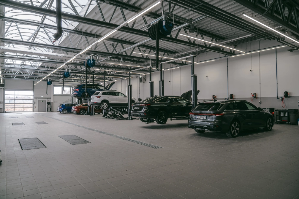 audi-plock-door-to-door serwis door to door