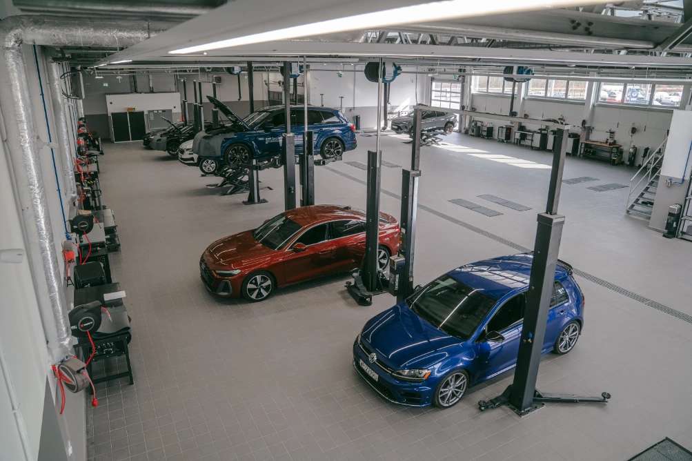 audi-plock-naprawy-blacharsko-lakiernicze naprawy blacharsko lakiernicze