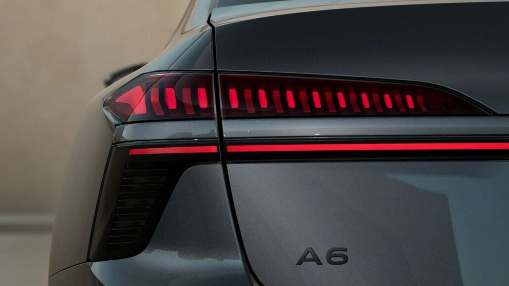 AUDI A6-LIMOUSINE E Hybrid Quattro S Tronic