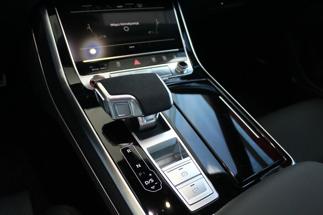 AUDI RS-Q8 Rsq8 TFSI Quattro Tiptronic Performance