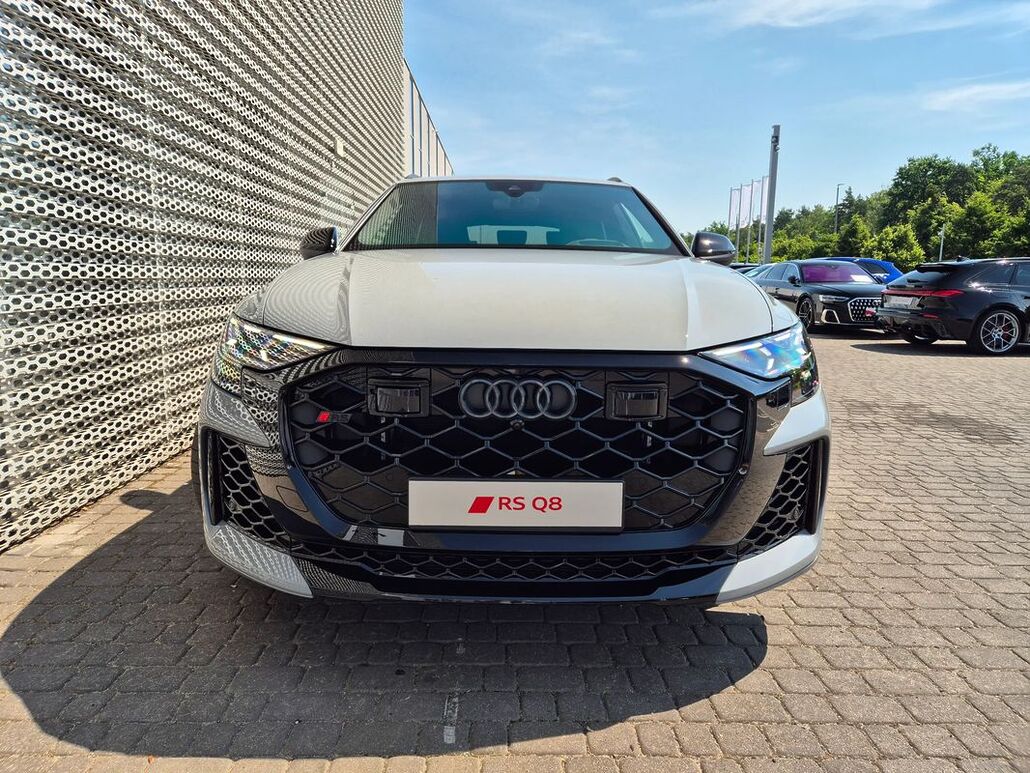 AUDI RS-Q8 Rsq8 TFSI Quattro Tiptronic Performance