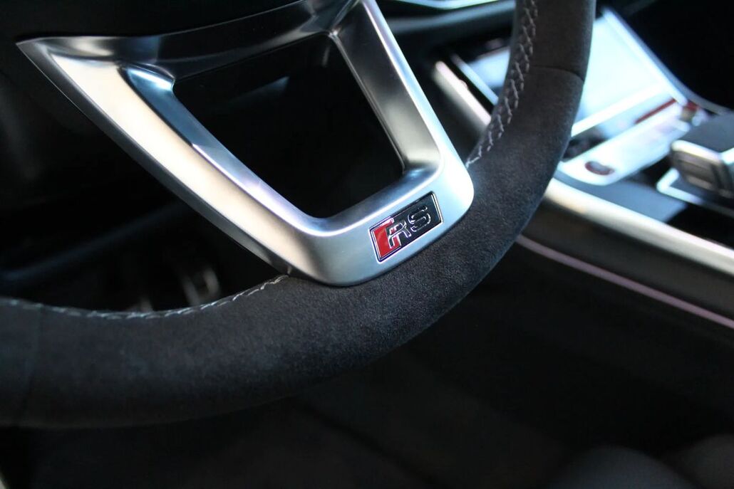 AUDI RS-Q8 Rsq8 TFSI Quattro Tiptronic Performance