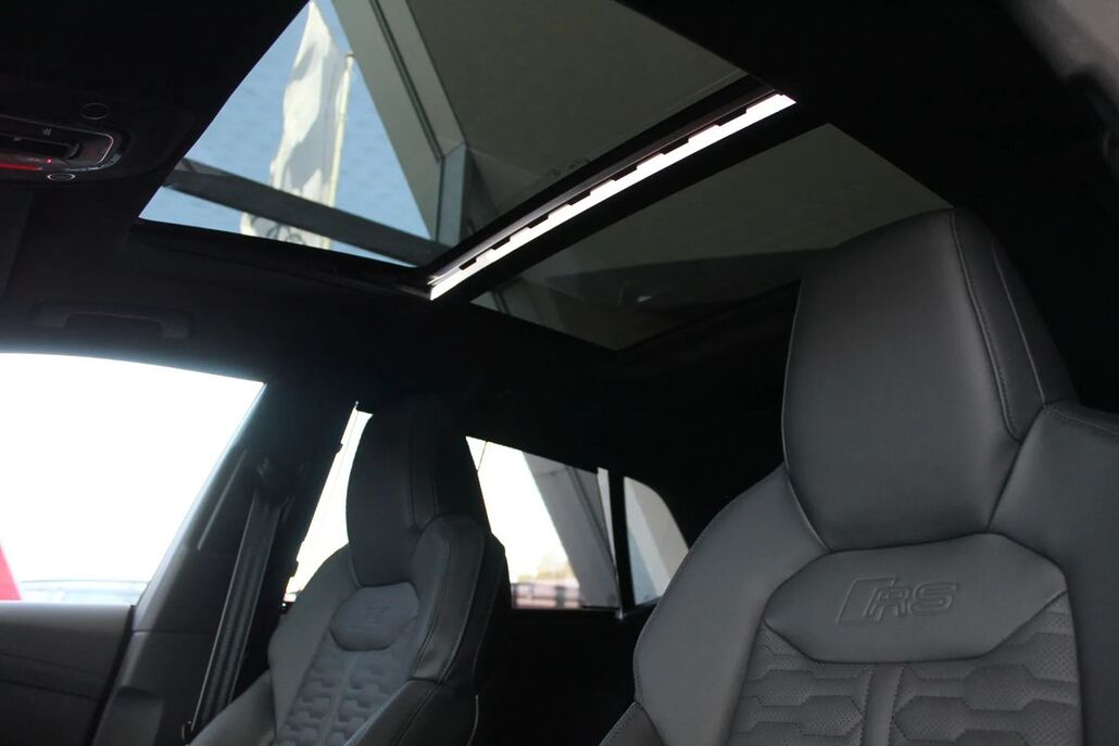 AUDI RS-Q8 Rsq8 TFSI Quattro Tiptronic Performance