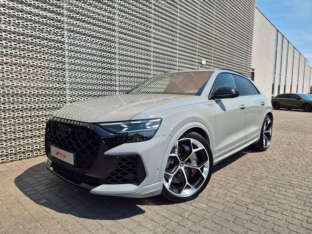 AUDI RS-Q8 Rsq8 TFSI Quattro Tiptronic Performance