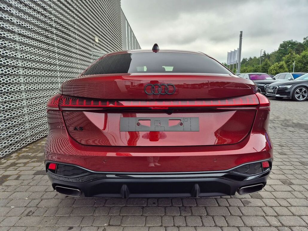 AUDI A5-LIMOUSINE