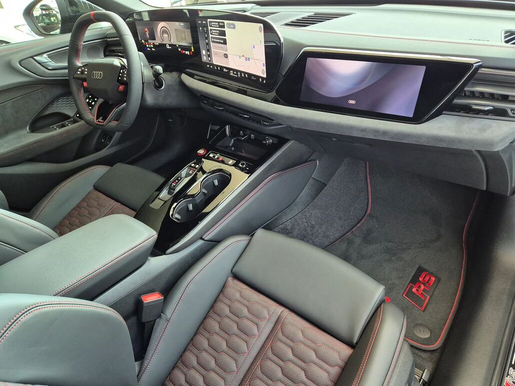 AUDI RS5-AVANT