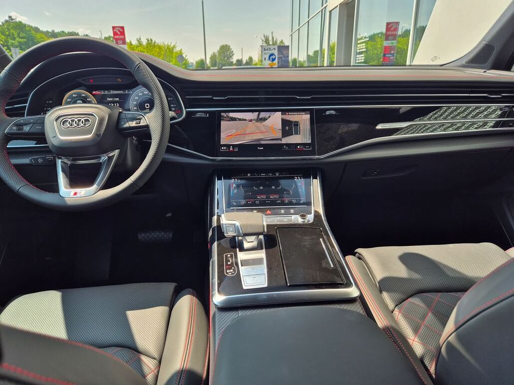 AUDI Q7 TFSI E PHEV 360 kW Quattro S-Line Tiptr
