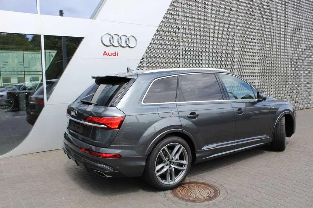 AUDI Q7 TDI MHEV 210 kW Quattro S-Line Tiptr