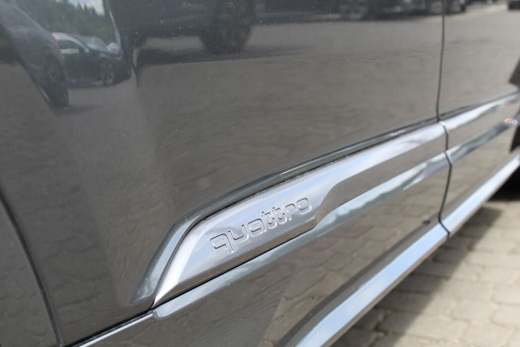 AUDI Q7 TDI MHEV 210 kW Quattro S-Line Tiptr