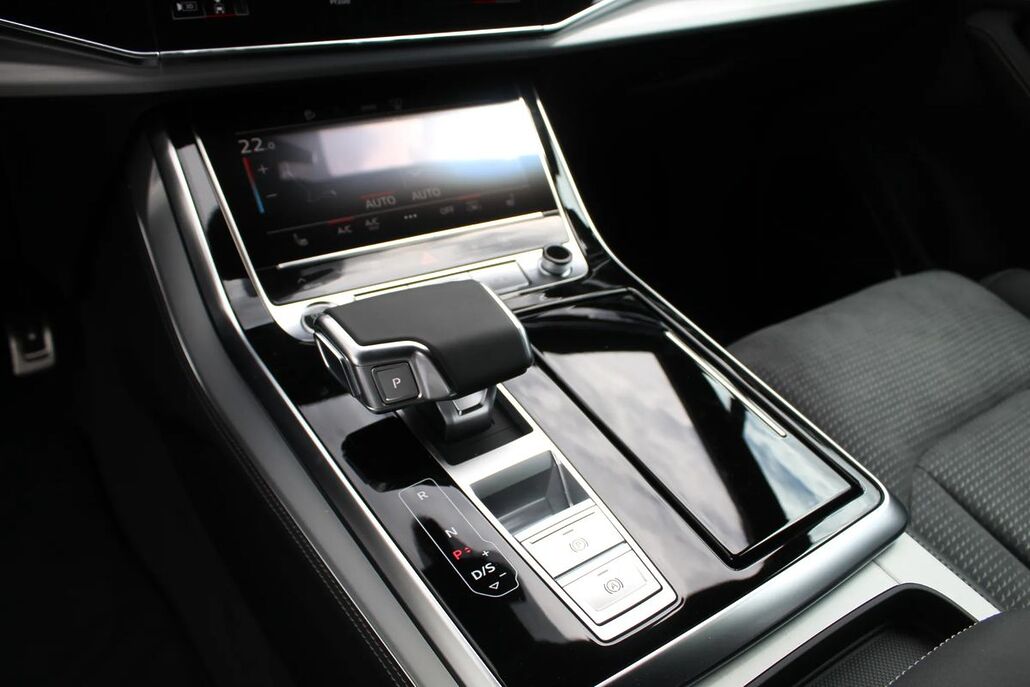 AUDI Q7 TDI MHEV 210 kW Quattro S-Line Tiptr