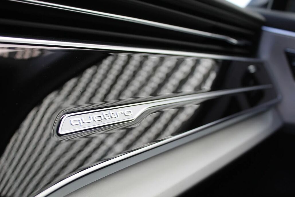 AUDI Q7 TDI MHEV 210 kW Quattro S-Line Tiptr