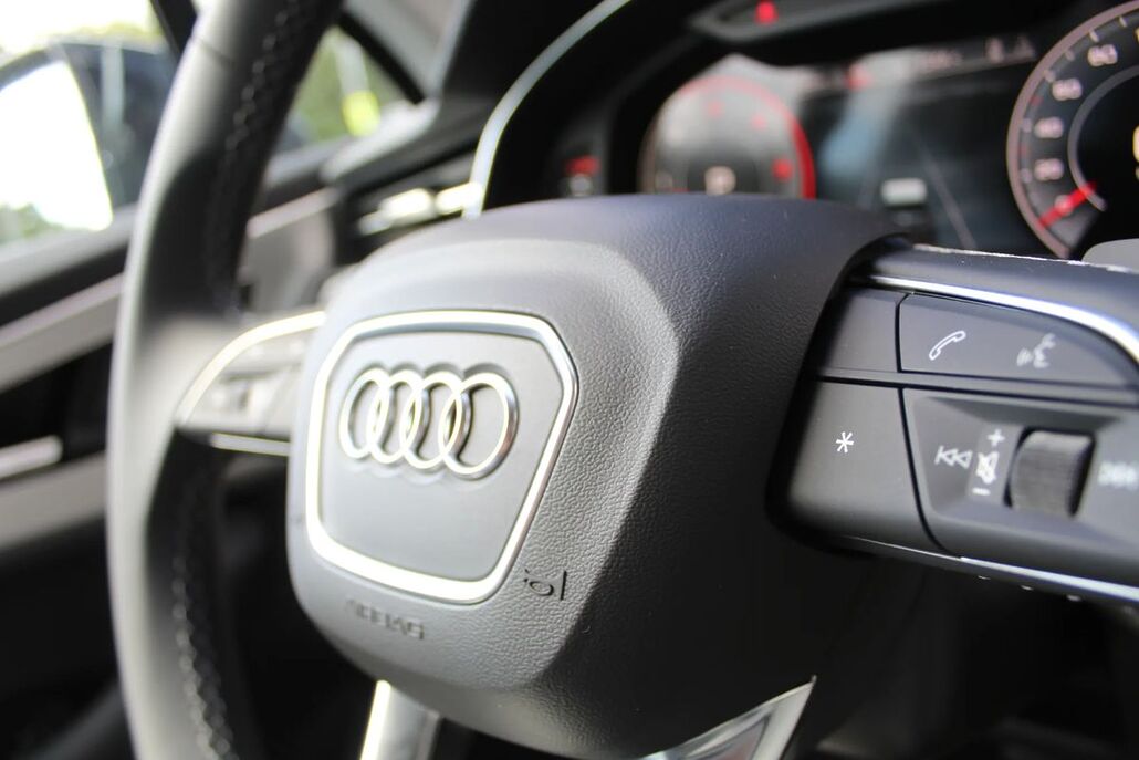 AUDI Q7 TDI MHEV 210 kW Quattro S-Line Tiptr