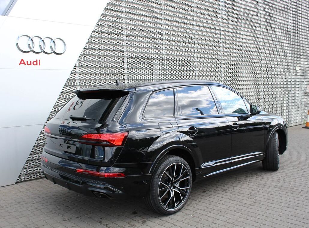 AUDI Q7 TDI MHEV 210 kW Quattro S-Line Tiptr