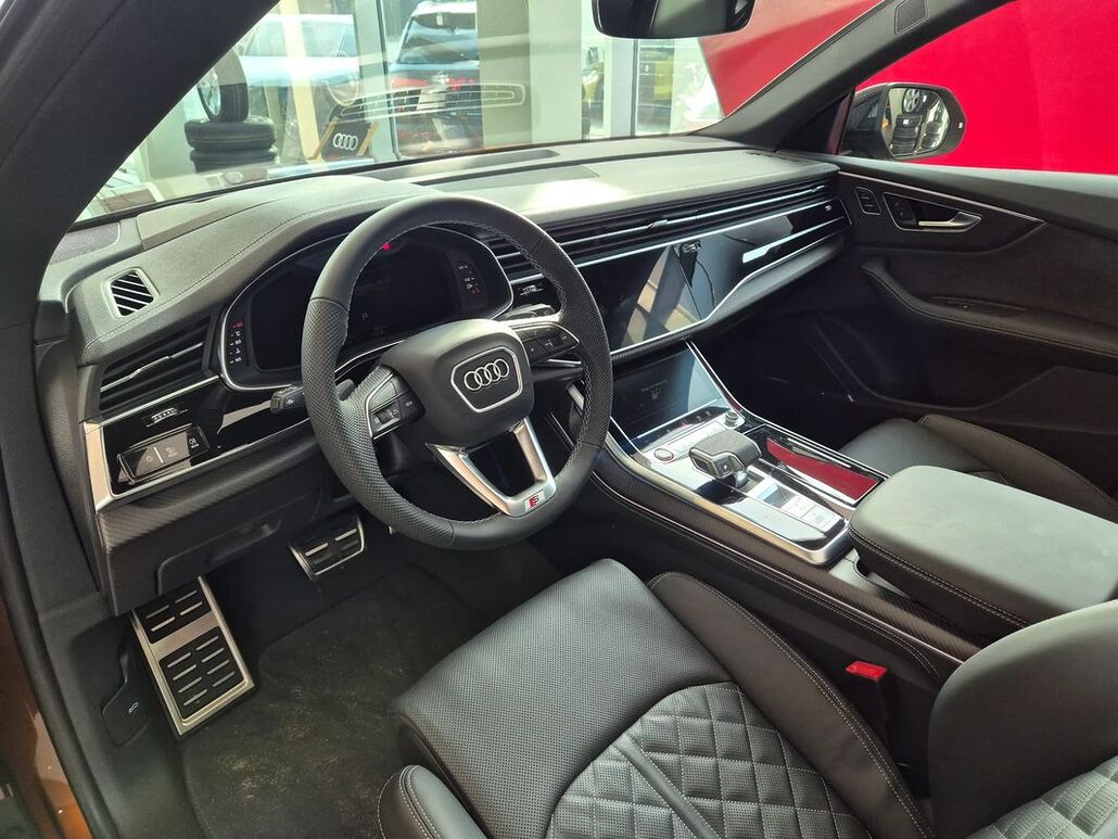 AUDI SQ8 TFSI Quattro Tiptronic