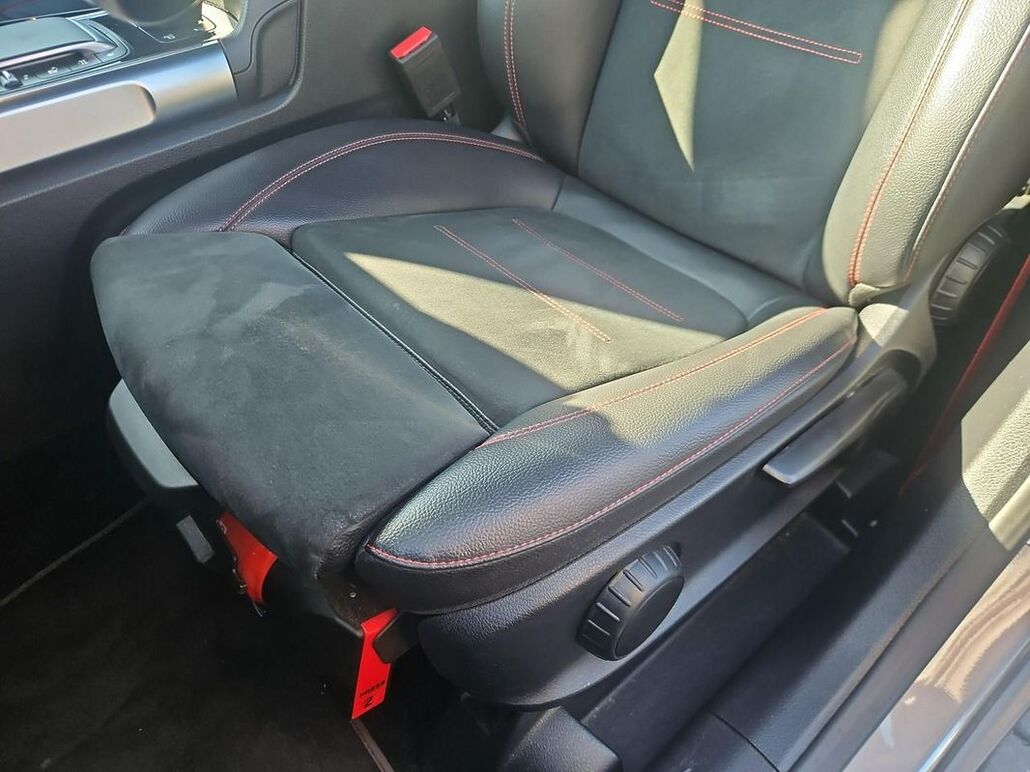 MERCEDES-BENZ GLB AMG 35.4 Matic