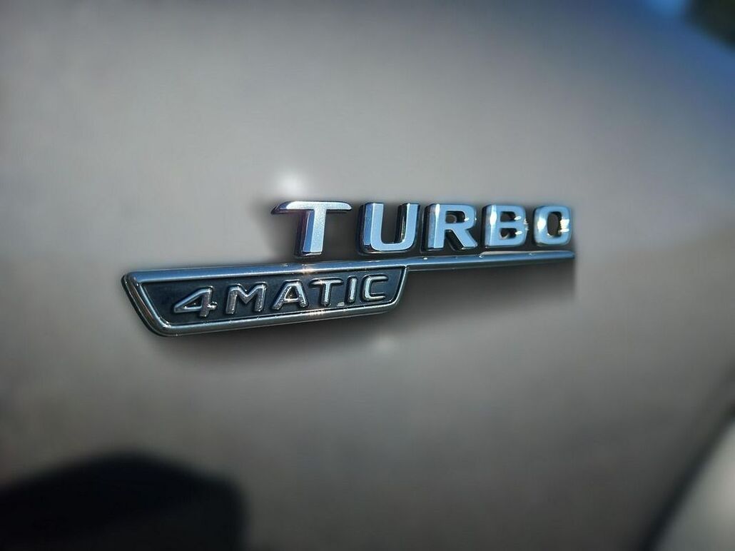 MERCEDES-BENZ GLB AMG 35.4 Matic