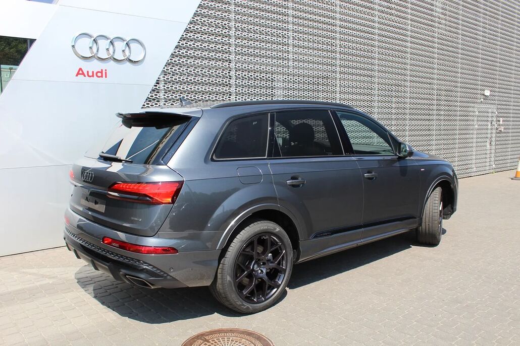 AUDI Q7 TDI MHEV 210 kW Quattro S-Line Tiptr