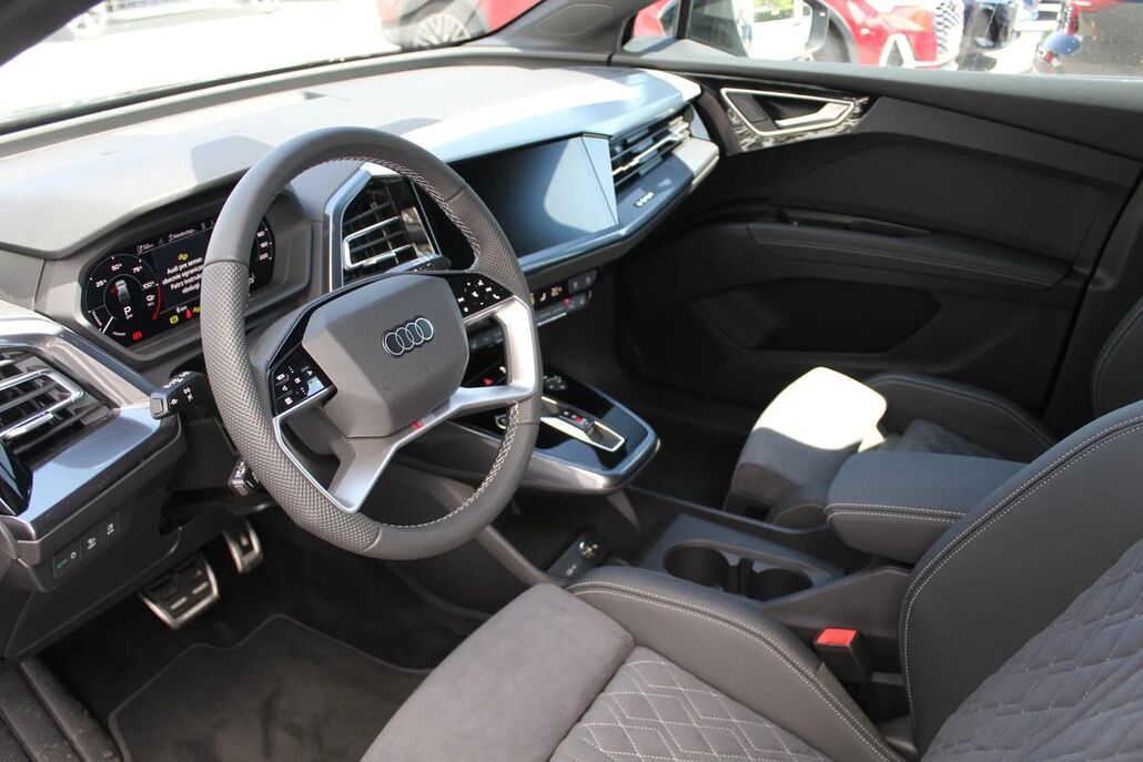 AUDI Q4 E Tron 40.63kwh Advanced