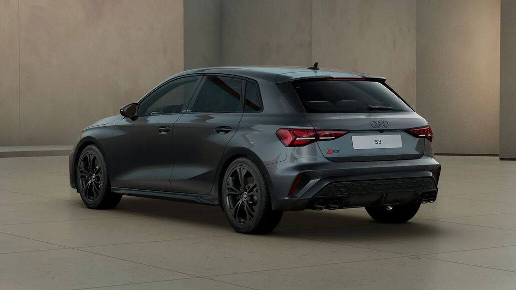 AUDI S3-SPORTBACK TFSI Quattro S Tronic