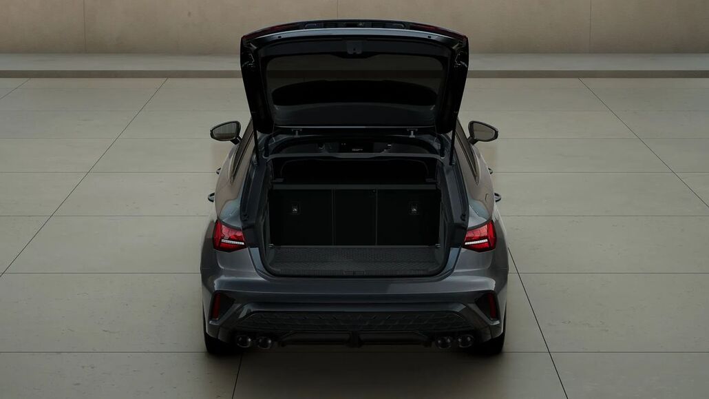 AUDI S3-SPORTBACK TFSI Quattro S Tronic