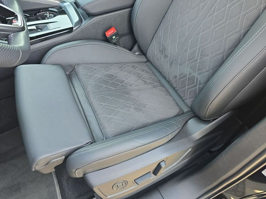AUDI Q5-SPORTBACK Ack TFSI 150 kW S Tronic Edition One Mythosschwarz