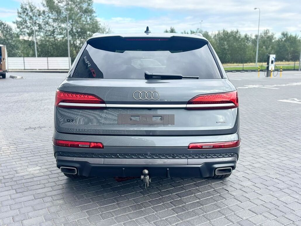 AUDI Q7 TDI MHEV 210 kW Quattro S-Line Tiptr