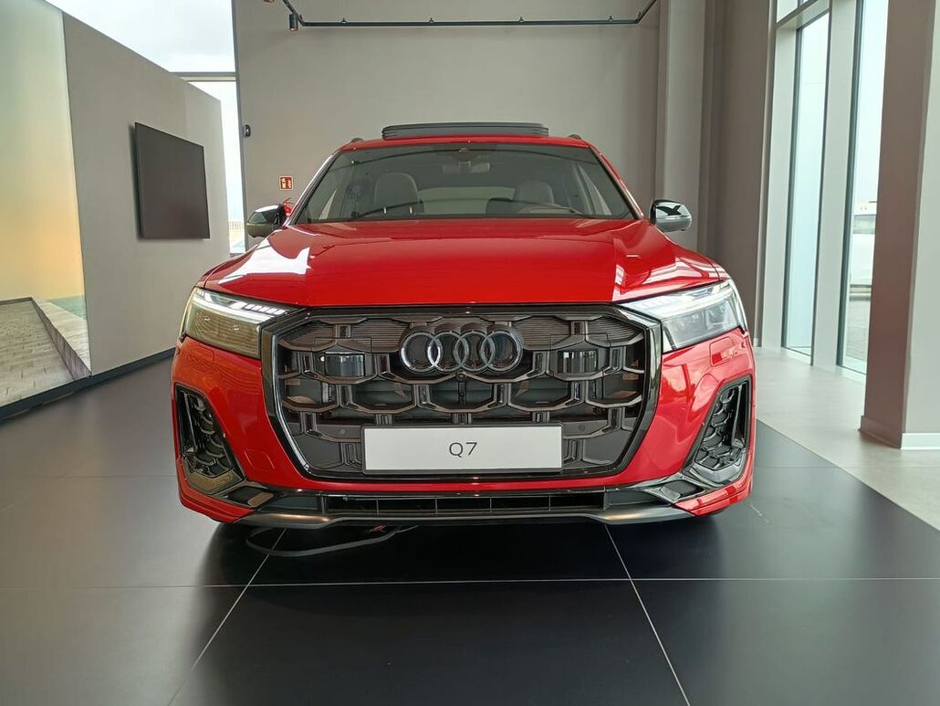 AUDI Q7 TDI MHEV 210 kW Quattro S-Line Tiptr