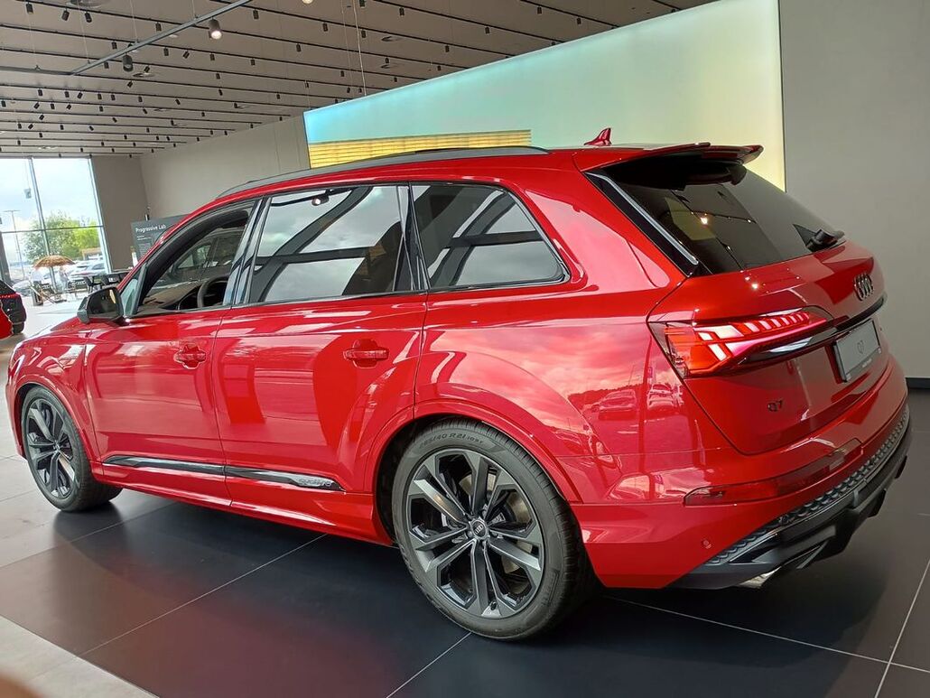 AUDI Q7 TDI MHEV 210 kW Quattro S-Line Tiptr