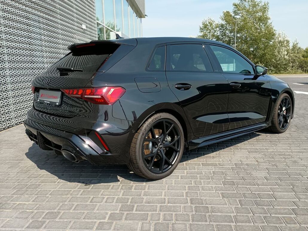 AUDI RS3