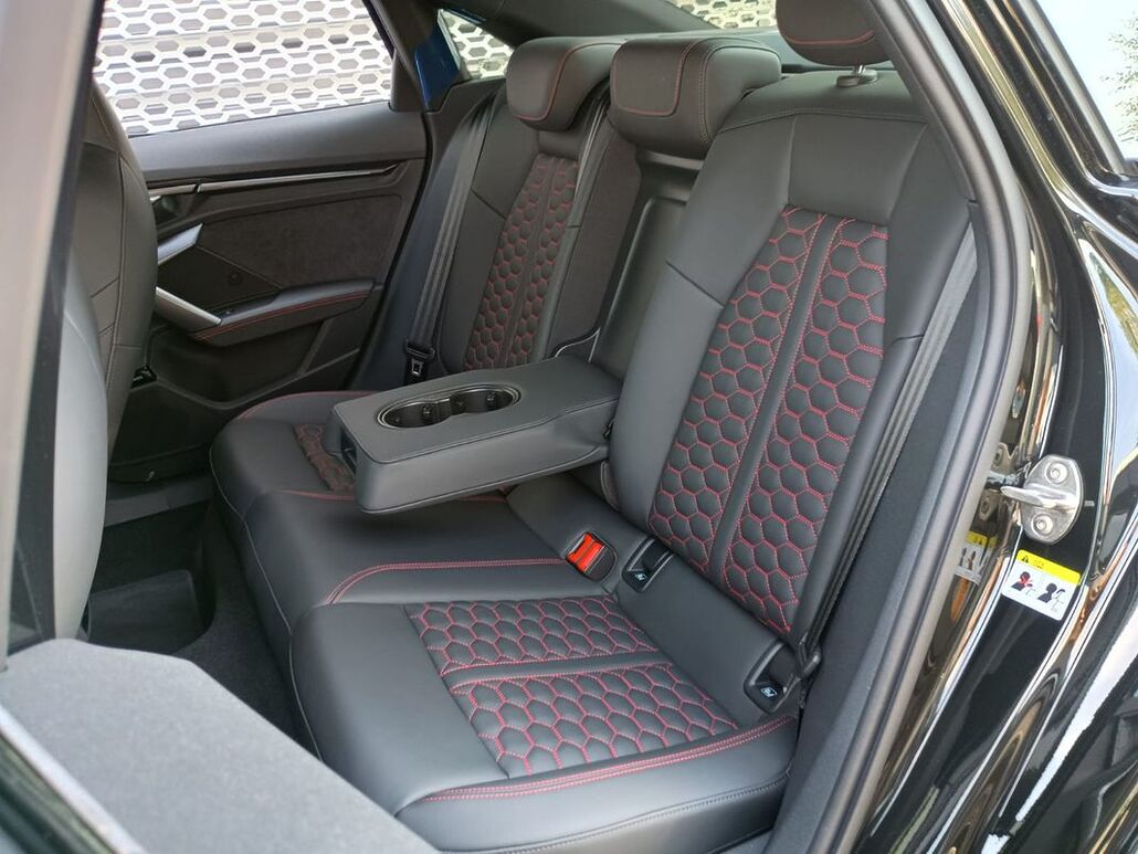AUDI RS3-LIMOUSINE