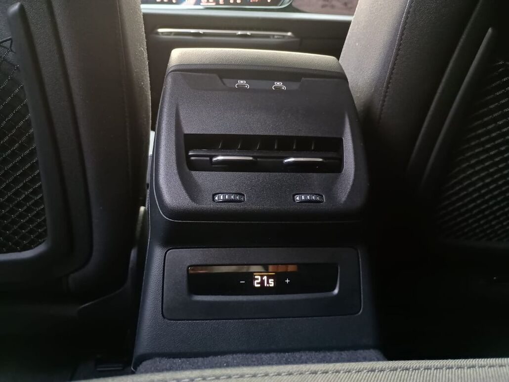 AUDI A5-AVANT TFSI Quattro S Tronic