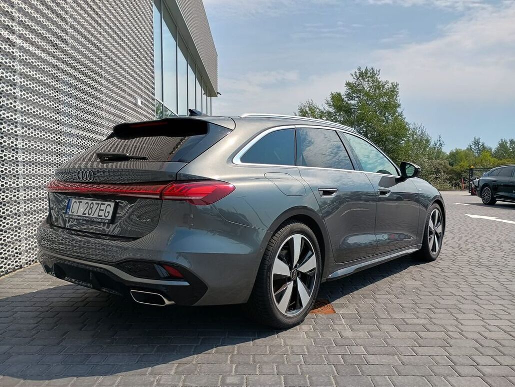 AUDI A5-AVANT TFSI Quattro S Tronic