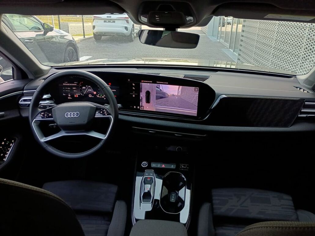 AUDI A5-AVANT TFSI Quattro S Tronic