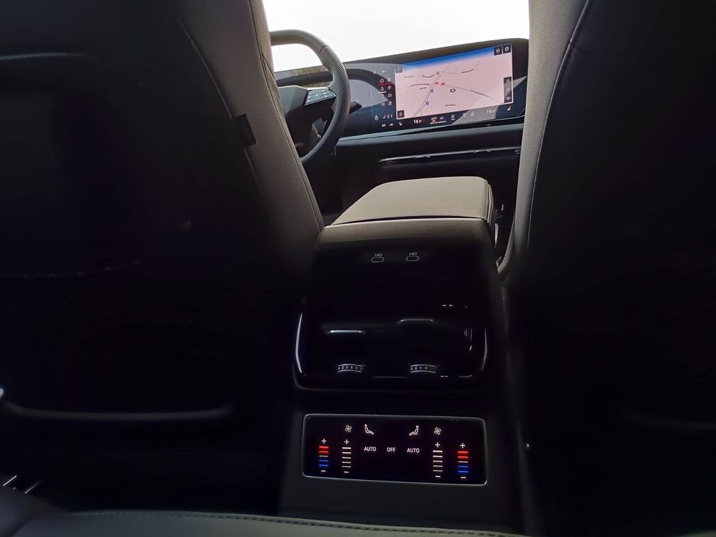 AUDI A6-LIMOUSINE