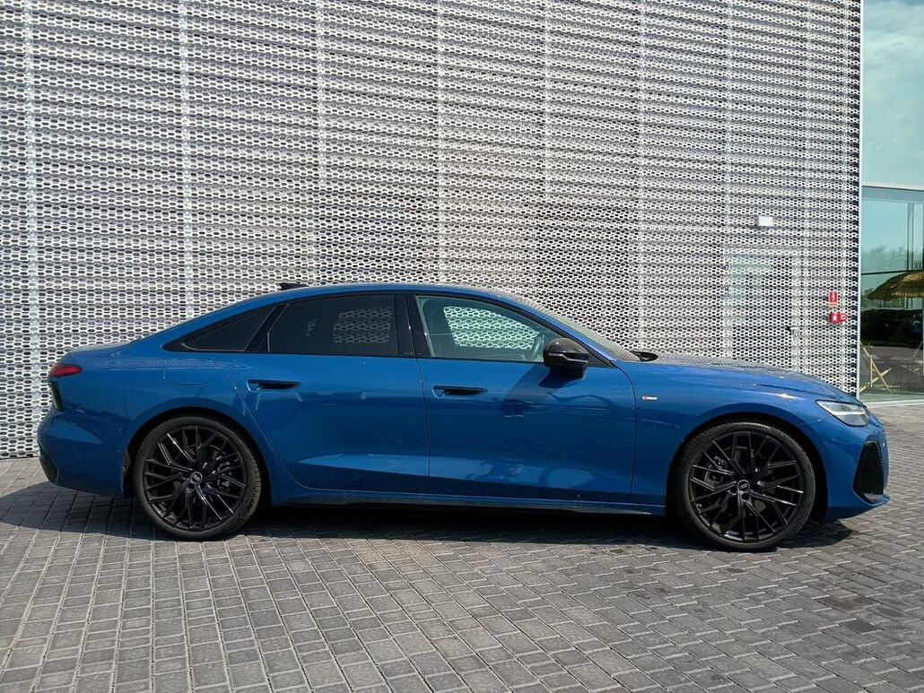 AUDI A6-LIMOUSINE