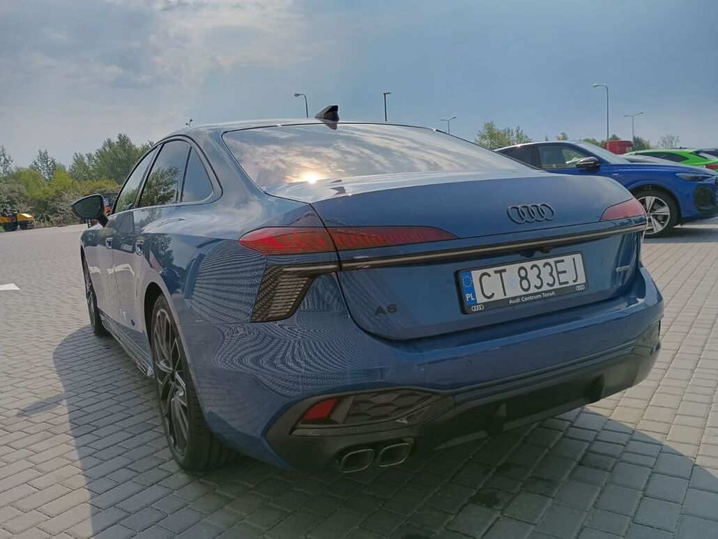 AUDI A6-LIMOUSINE