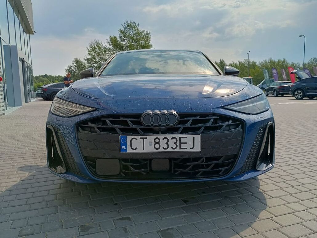 AUDI A6-LIMOUSINE