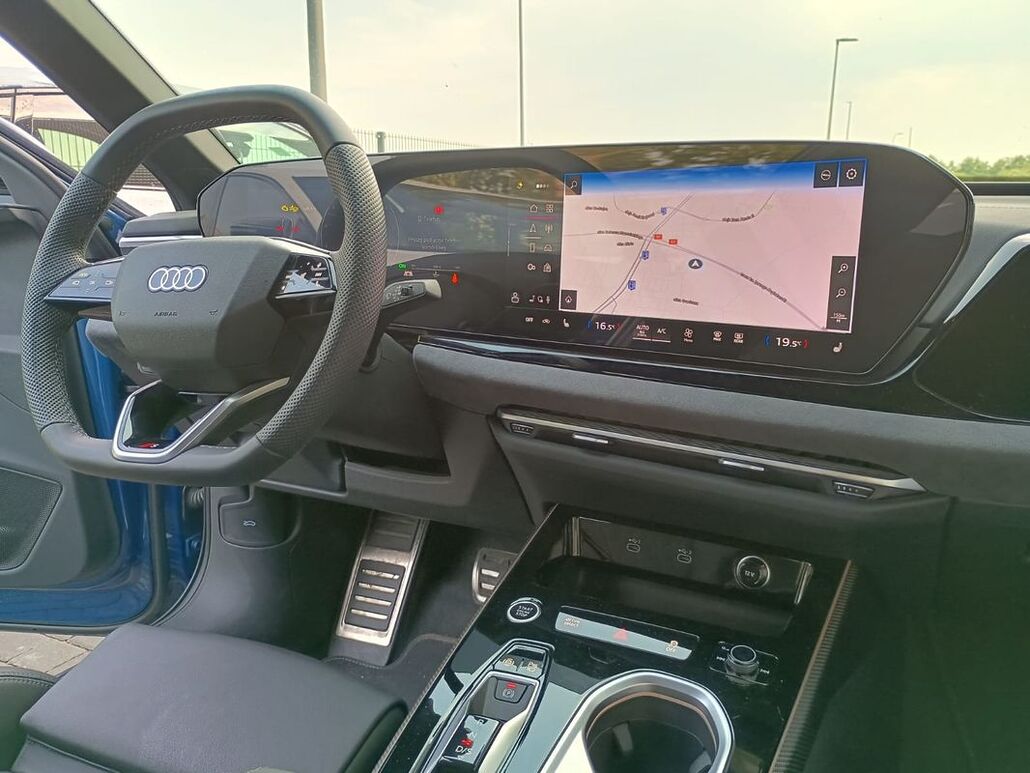 AUDI A6-LIMOUSINE
