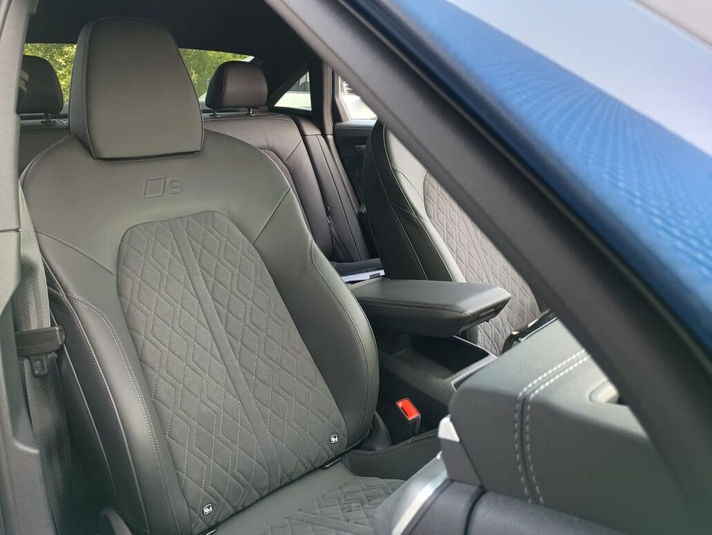 AUDI A6-LIMOUSINE