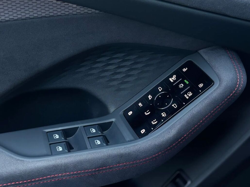 AUDI S5-LIMOUSINE
