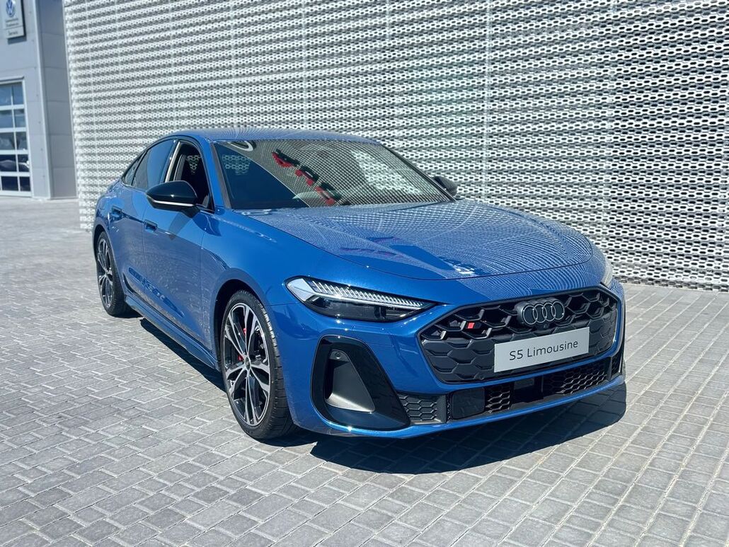 AUDI S5-LIMOUSINE
