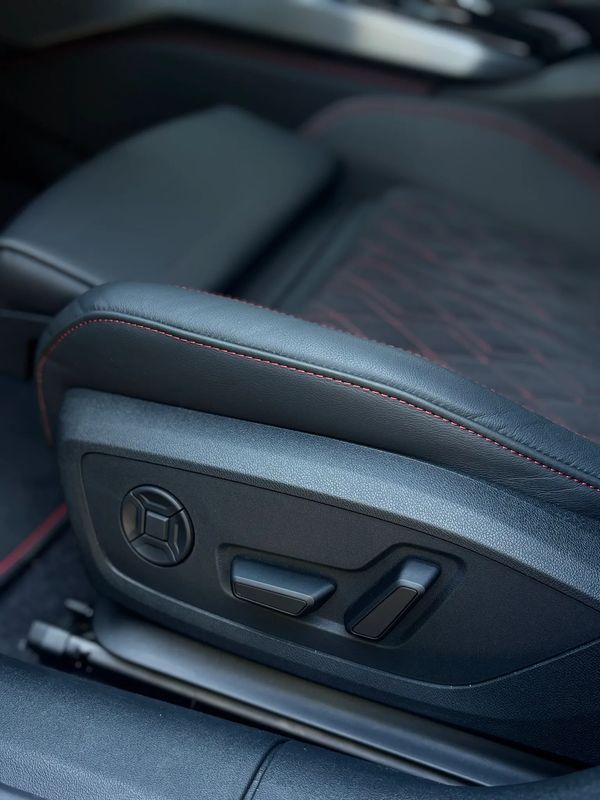 AUDI S5-LIMOUSINE