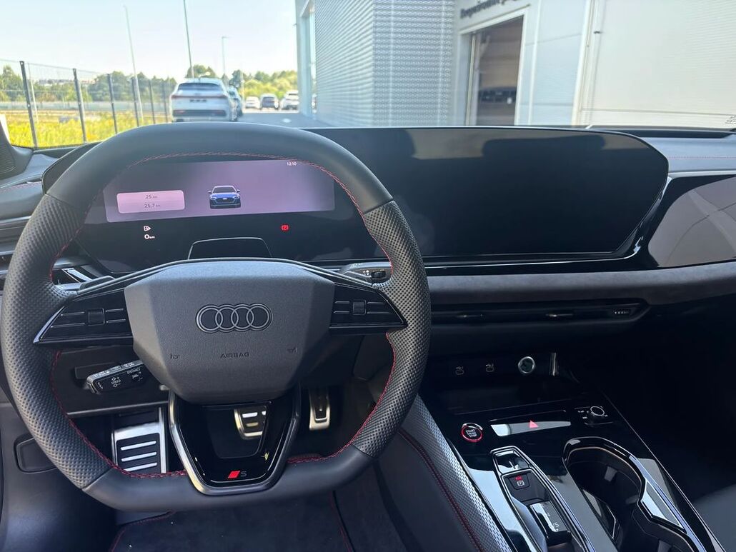 AUDI S5-LIMOUSINE