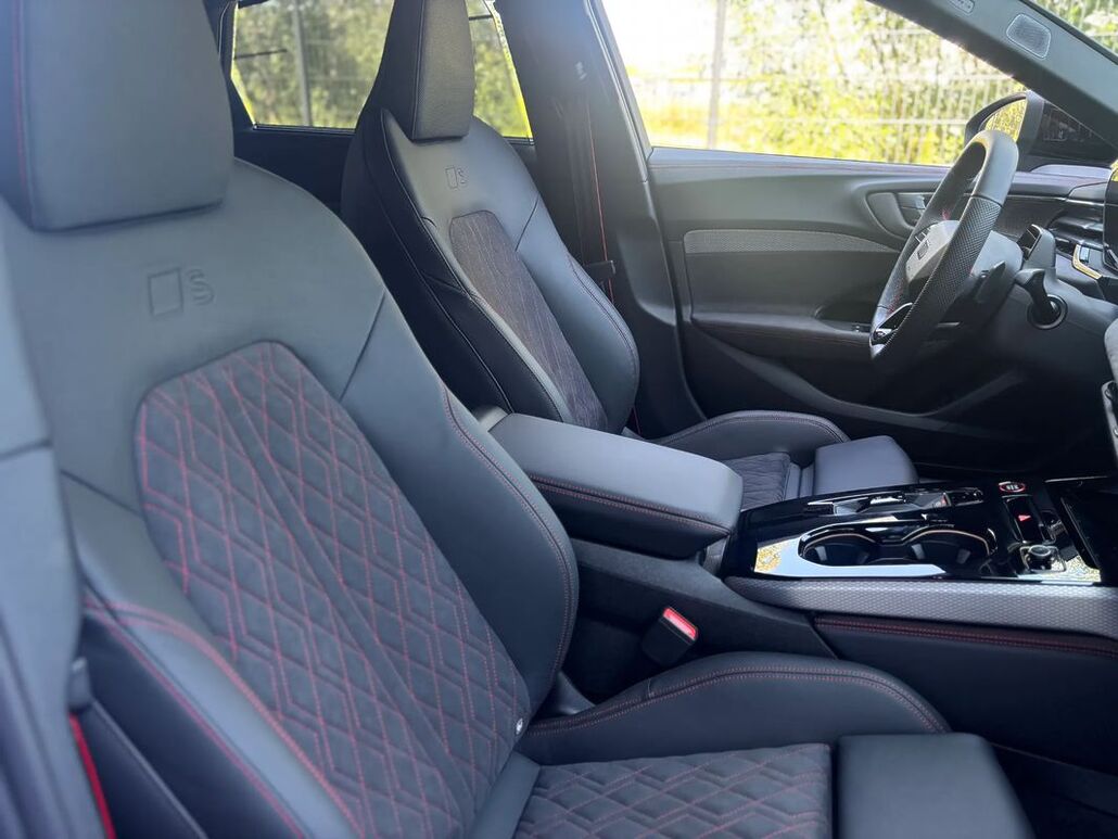AUDI S5-LIMOUSINE
