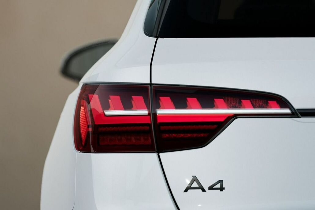 AUDI A4-AVANT Avant 40 TFSI S Tronic Advanced
