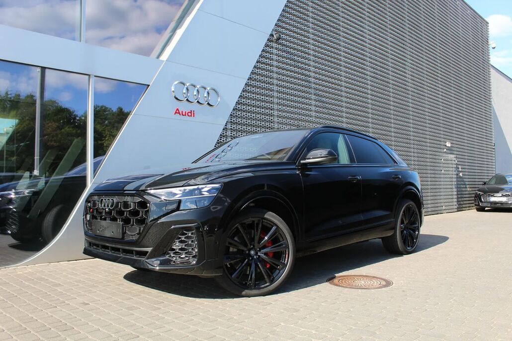 AUDI SQ8