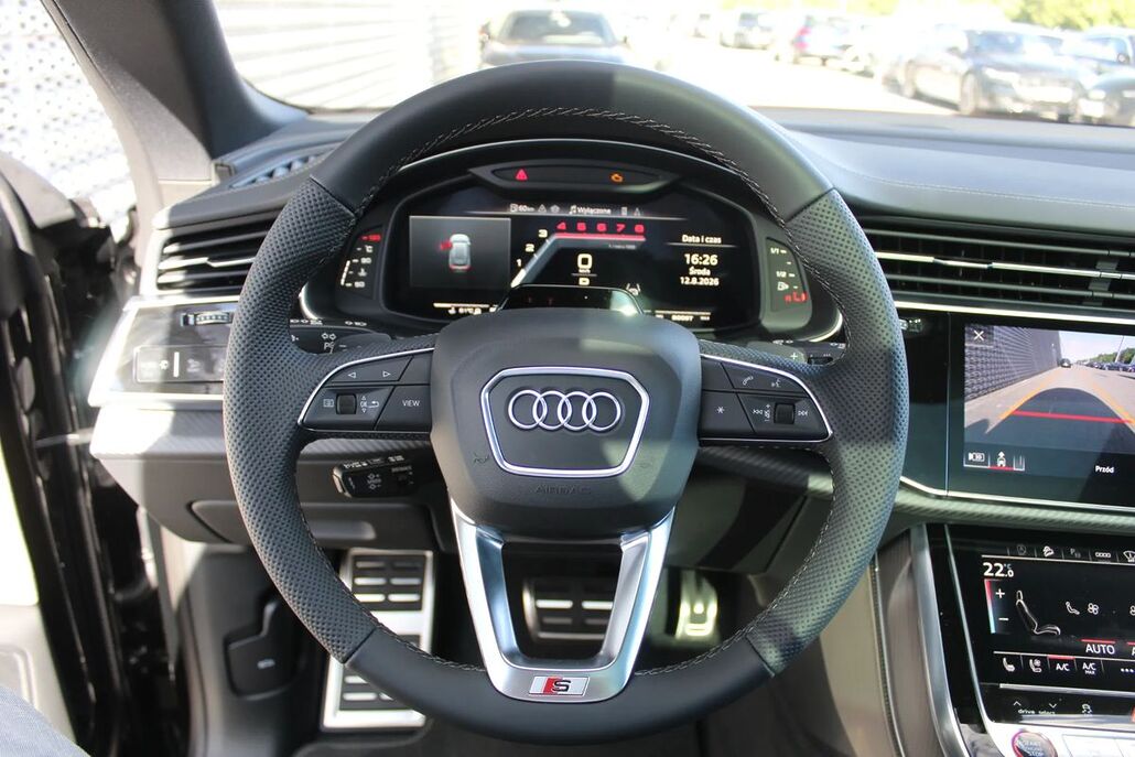 AUDI SQ8