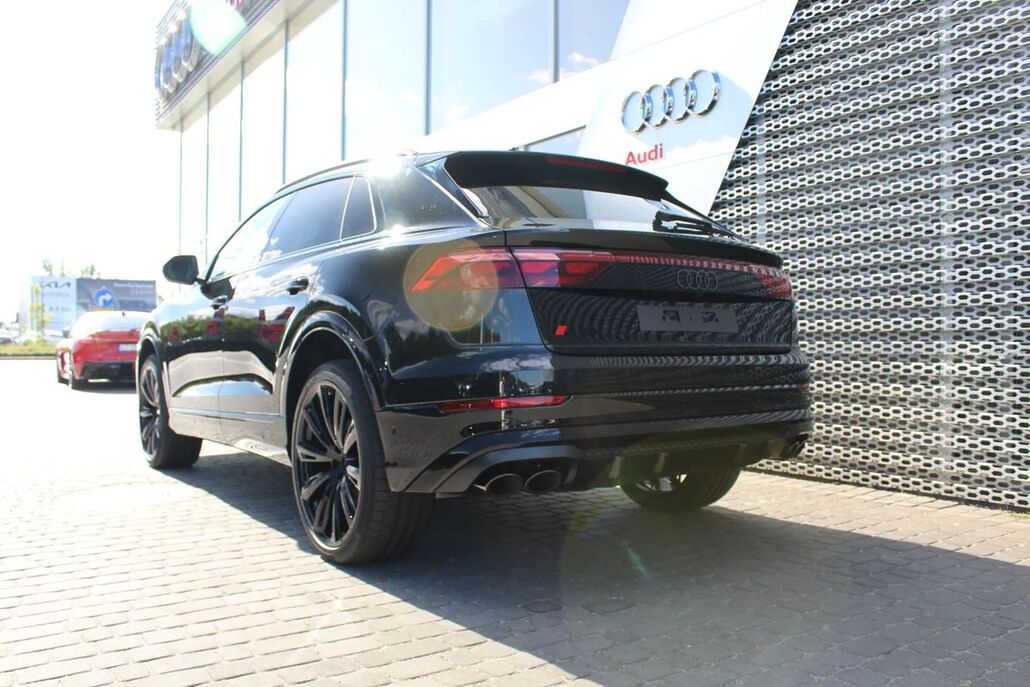AUDI SQ8
