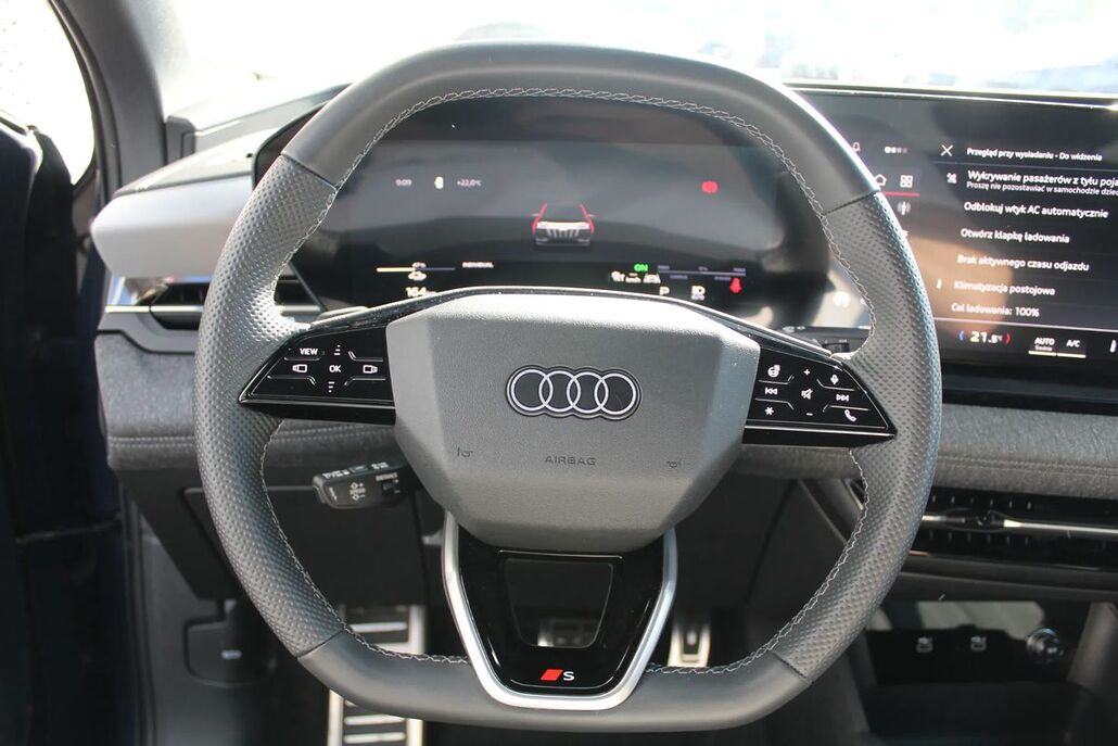 AUDI Q6-SPORTBACK-E-TRON