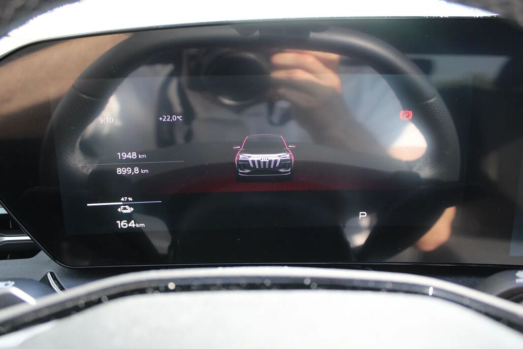 AUDI Q6-SPORTBACK-E-TRON